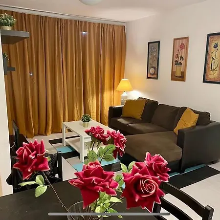 2 Americas Апартаменти *